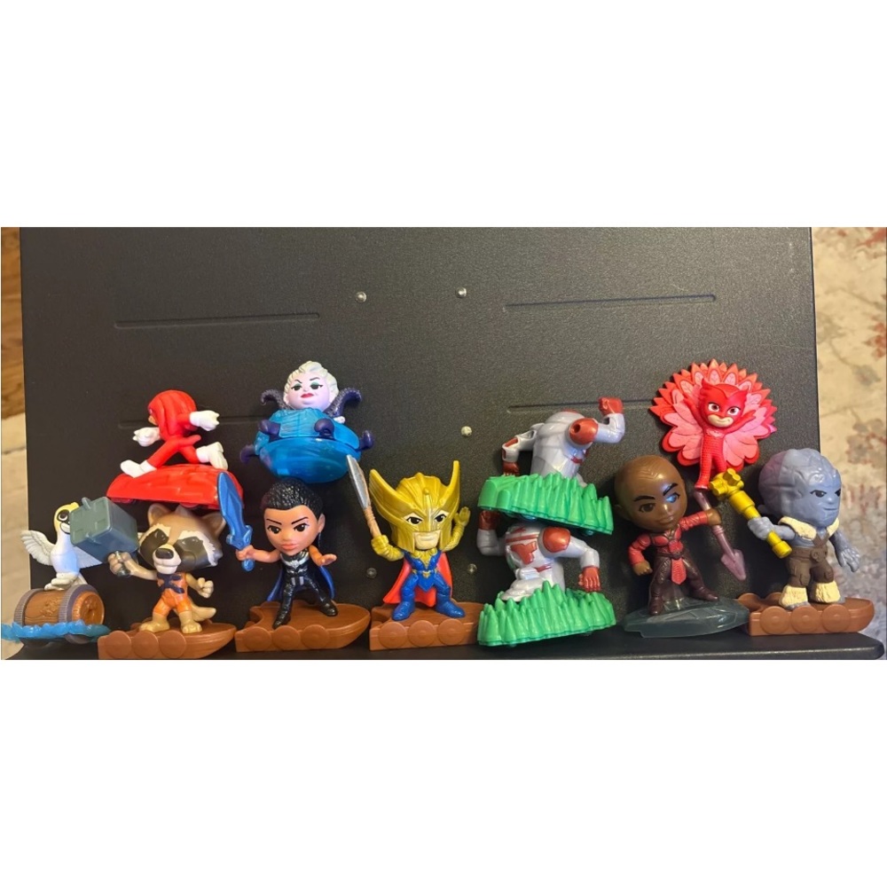Superhero Action Figure Set - Multicolor MacDonalds Happy Meals mixed toys